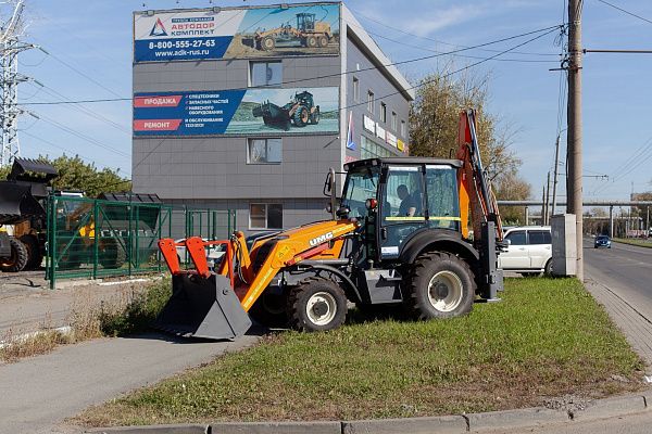 Экскаватор-погрузчик UMG TLB845 В НАЛИЧИИ!