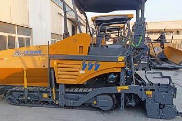 Асфальтоукладчик XCMG RP603Pro
